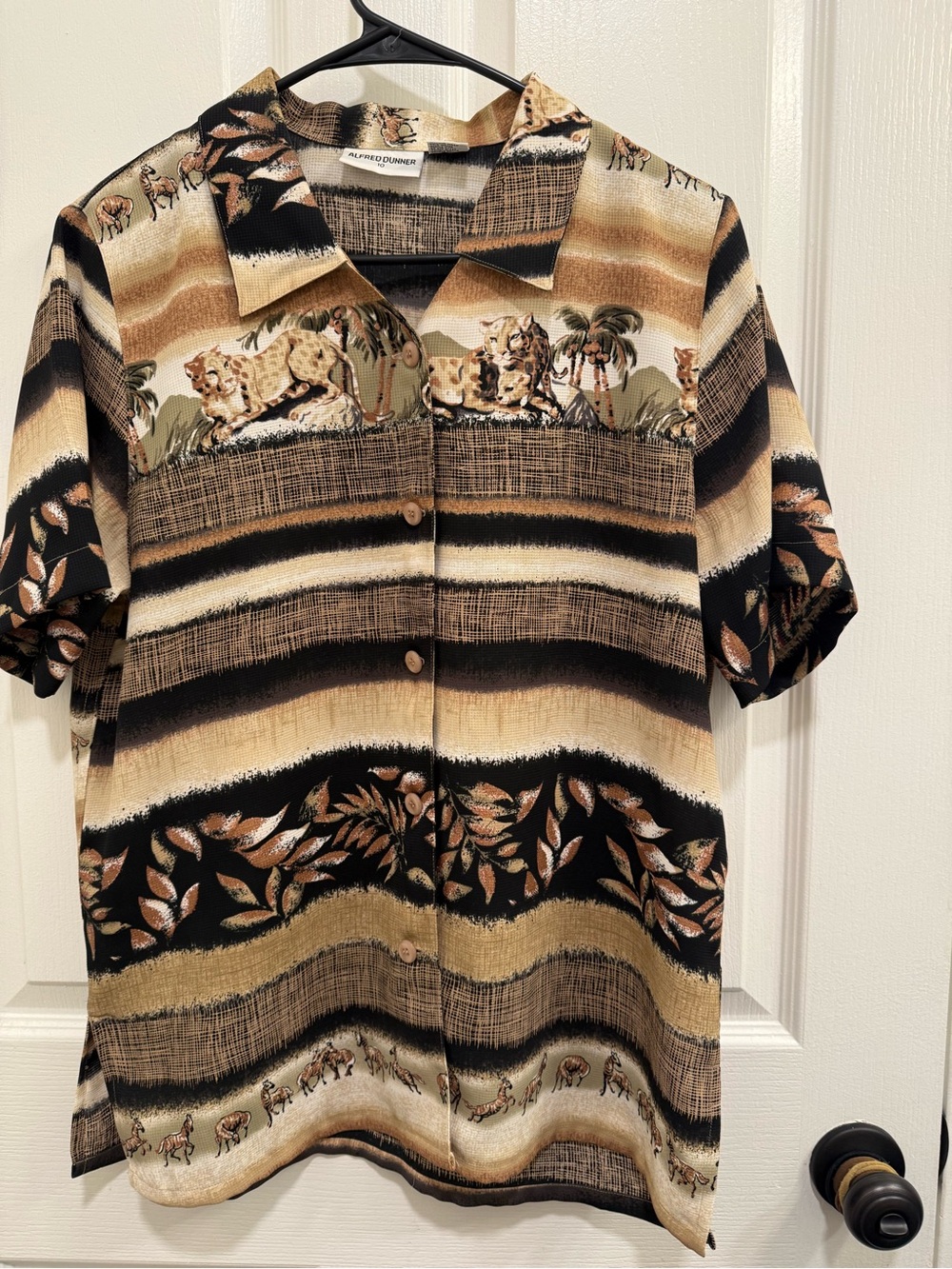 Alfred Dunner Tan and Black Safari Stripe Button-Up Shirt Sz 10
